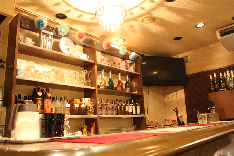 堺市駅のスナックはAlice(アリス)|カウンターレディ求人募集中